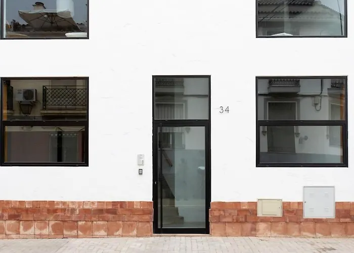 Beautiful Stylish Next To Downtown B-crrb